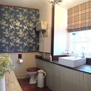 Farmhouse Room 2